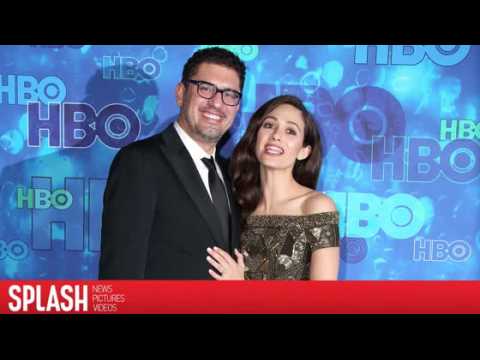VIDEO : Emmy Rossum Was Naked in the Bathtub When She Got Engaged