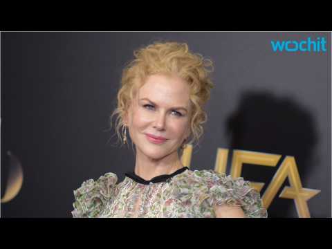 VIDEO : Nicole Kidman Wins Film Festival Award