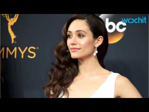VIDEO : Emmy Rossum wants equal pay and more for ?Shameless?