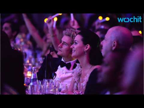 VIDEO : Katy Perry Acknowledges Orlando Bloom's Heart At UNICEF Ball
