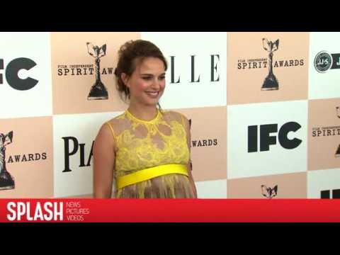 VIDEO : Natalie Portman Isn't As Pregnant As it May Appear