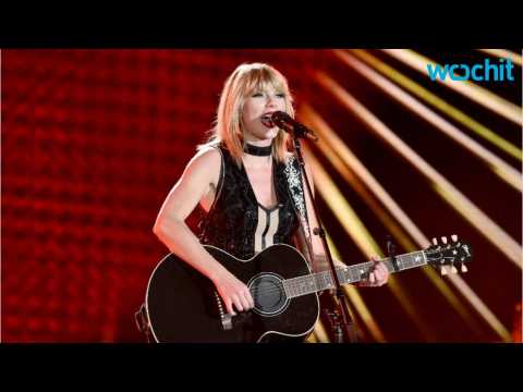 VIDEO : Taylor Swift Is The Highest Paid Musician Again