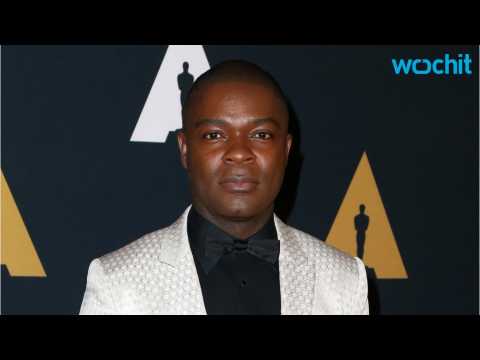 VIDEO : David Oyelowo Spends First Thanksgiving As U.S. Citizen