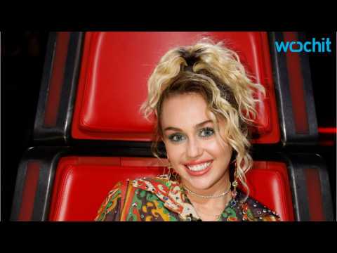 VIDEO : Miley Cyrus' Best Friend Lesley After 9 Years