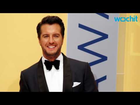 VIDEO : Why Should You Download The Luke Bryan App?