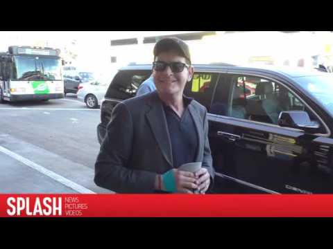 VIDEO : Charlie Sheen Reveals His HIV is Fully Suppressed