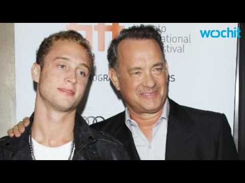 VIDEO : Tom Hanks Is A Grandad