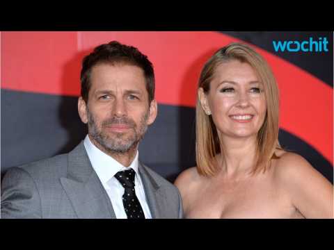 VIDEO : Zack Snyder Takes A Break From DC