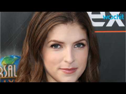 VIDEO : Anna Kendrick Reveals A New Side In Book