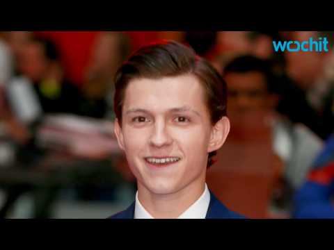 VIDEO : Tom Holland in Talks for Lionsgate's 'Chaos Walking'