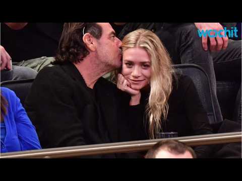 VIDEO : Ashley Olsen And Boyfriend Richard Sachs Spend Thanksgiving In St. Barts