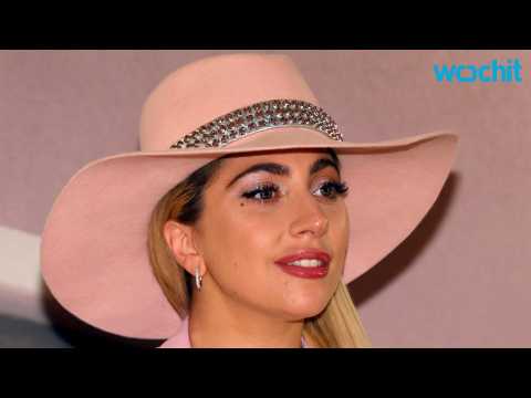VIDEO : Lady Gaga Adds To Her Pack