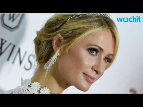 VIDEO : Paris Hilton Has 