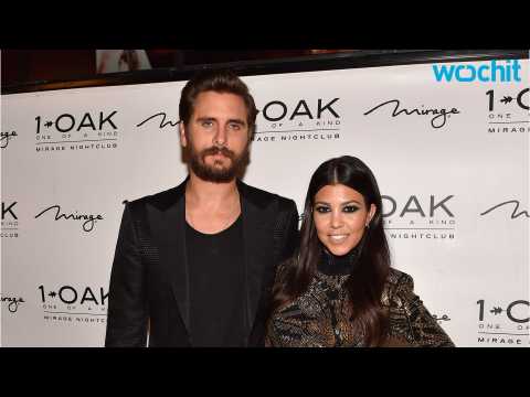 VIDEO : Newest Gossip On Kourtney Kardashian & Scott Disick