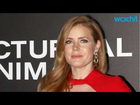 VIDEO : Amy Adams Had A Crush On Leo DiCaprio...Until She Worked With Him