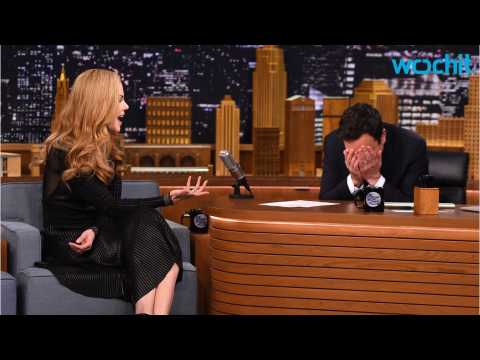 VIDEO : Jimmy Fallon Messes Up With Nicole Kidman...Again