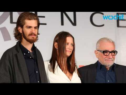 VIDEO : Martin Scorsese's New Movie 'Silence' Gets Standing Ovation in Westwood Village Theater