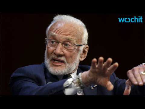 VIDEO : Buzz Aldrin 'Keeping Up With the Kardashians' After South Pole Illness