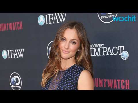 VIDEO : Minka Kelly Dating 'How I Met Your Mother' Star?