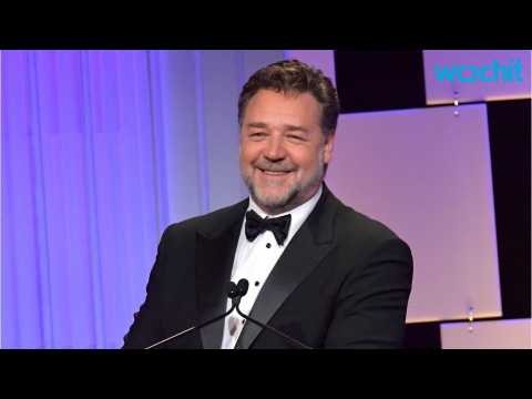 VIDEO : No Charges For Russell Crowe In Azealia Banks Incident