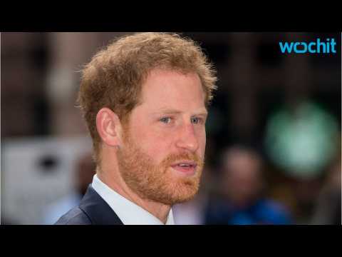 VIDEO : Prince Harry?s Makes A Pit Spot In Toronto