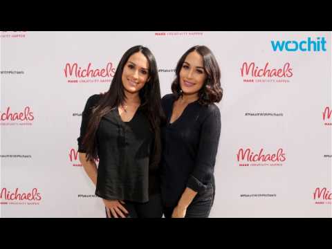 VIDEO : Brie Bella Shuts Down Nikki's Request For Daniel Bryan As A Trainer