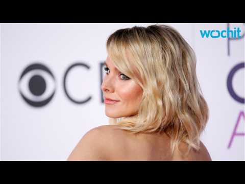 VIDEO : Kristen Bell Doesn't Need A Teleprompter