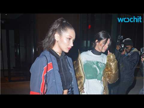 VIDEO : Bella Hadid and Kendall Jenner Harassed By Woman Carrying Palestinian Flag