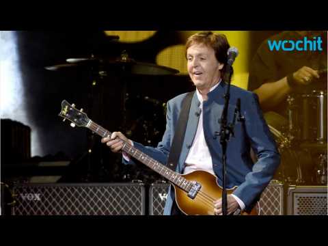 VIDEO : Paul McCartney Sues Sony to Reclaim Music Rights