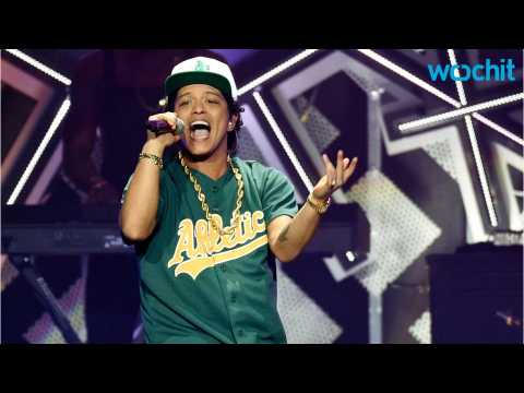 VIDEO : Bruno Mars Will Perform At Grammys