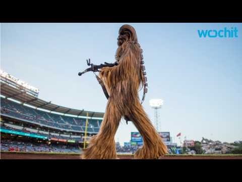 VIDEO : Woody Harrelson Says Han Solo Prequel Starts Filming In March