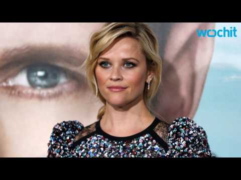 VIDEO : Reese Witherspoon Talks Parenting