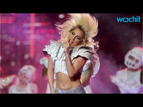 VIDEO : How Did Lady Gaga Respond To Super Bowl Body Shaming?