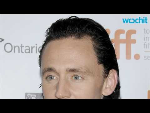 VIDEO : What Does Tom HIddleston Think Of Taylor Swift Now?