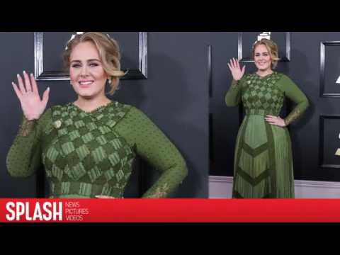 VIDEO : Adele annule ses feux d'artifice  cause de son fils