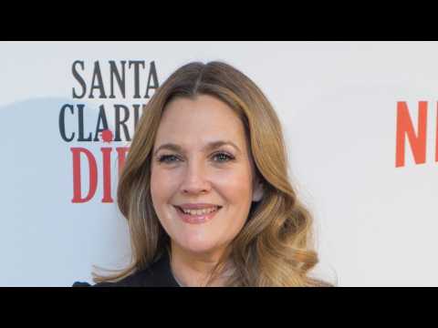 VIDEO : Drew Barrymore's Newest Beauty Obsession Is Frightening