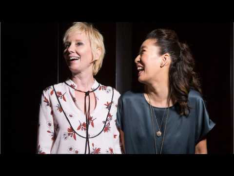 VIDEO : Sandra Oh And Anne Heche Star In Catfight