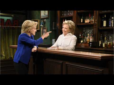VIDEO : Hillary Clinton Dined With Kate McKinnon In NYC