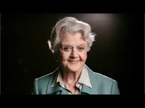 VIDEO : Angela Lansbury Starring In  Mary Poppins Returns
