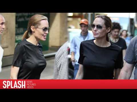 VIDEO : Angelina Jolie: 