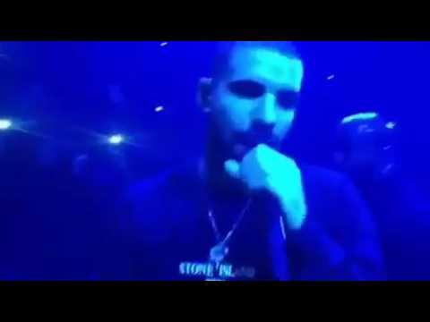 VIDEO : Drake s'arrte en plein concert pour faire cadeau  un fan