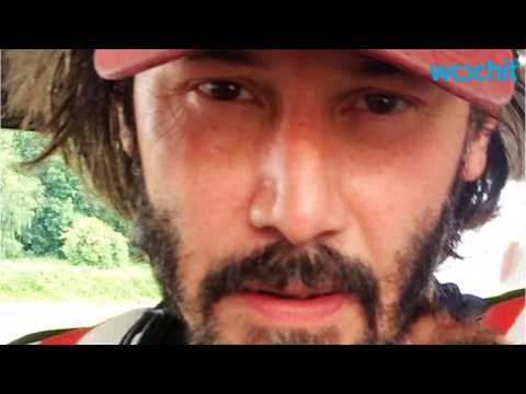VIDEO : Keanu Reeves Heads To Siberia