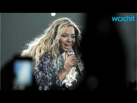 VIDEO : More Pregnancy Photos Posted By Beyonce