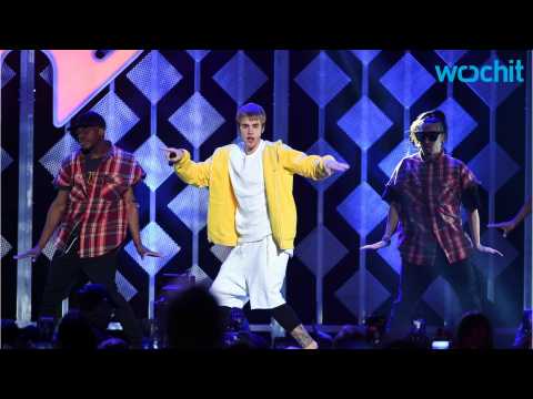 VIDEO : Justin Bieber Stars In New Superbowl Dance Commercial