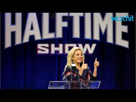 VIDEO : Lady Gaga Reveals Details About Her Super Bowl Halftime Show