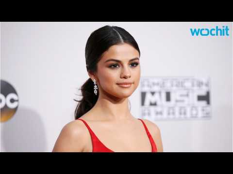 VIDEO : Selena Gomez Posts Parts Of Her New Song On Instagram