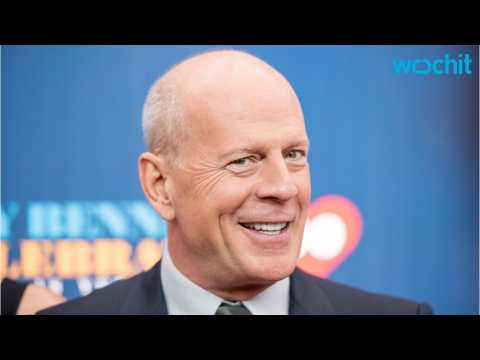 VIDEO : Bruce Willis? Private Airport Sparks Lawsuit From Local Residents