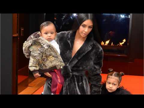 VIDEO : Kim Kardashian Reveals a New Family Tradition in Honor of Her Late Father