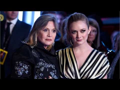 VIDEO : Billie Lourd Posts Flashback Photo Of Carrie Fisher