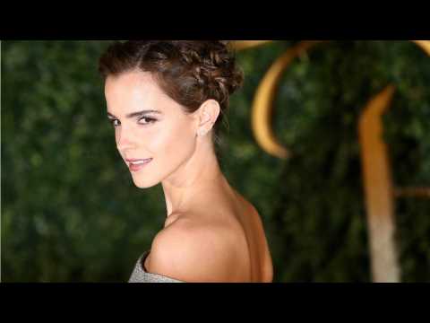 VIDEO : Emma Watson Embodies Belle At 'Beauty And The Beast' Premiere